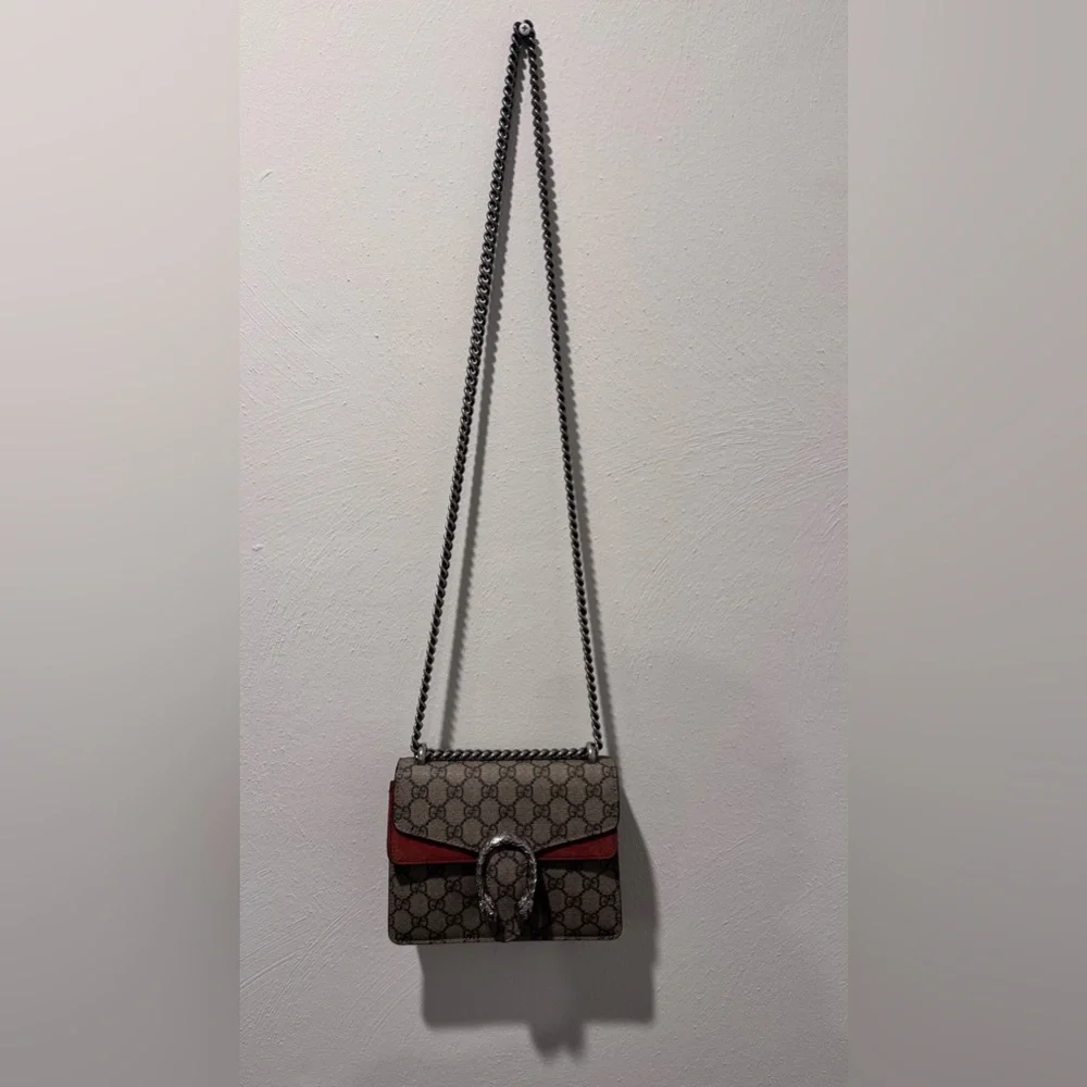 Gucci Dionysus GG Supreme Mini Bag - Picture 2 of 15